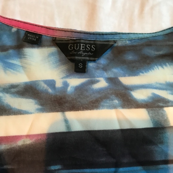Guess top - Picture 2 of 3